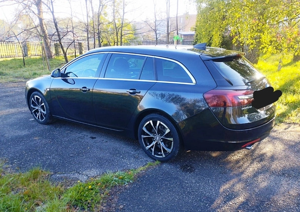 Opel Insignia cena 36900 przebieg: 219000, rok produkcji 2016 z Łazy małe 79